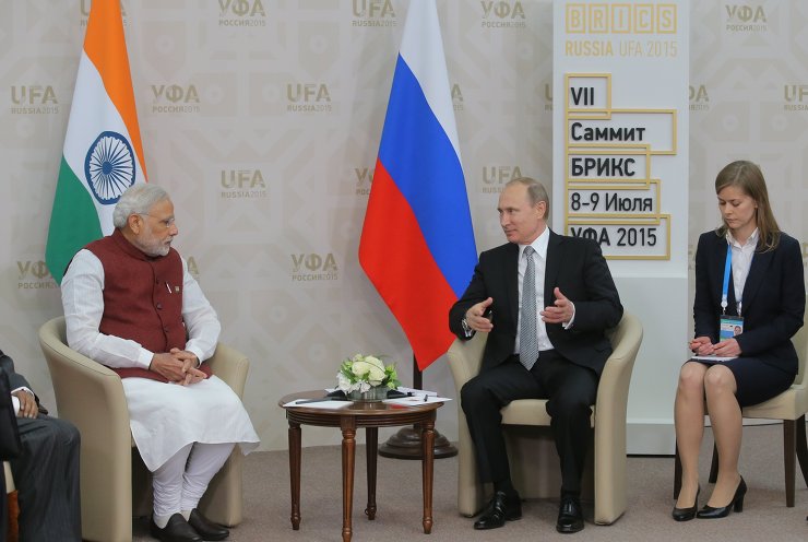 Беседа Президента Российской Федерации Владимира Путина с Премьер-министром Индии Нарендрой Моди