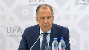 Брифинг Министра иностранных дел России Сергея Лаврова